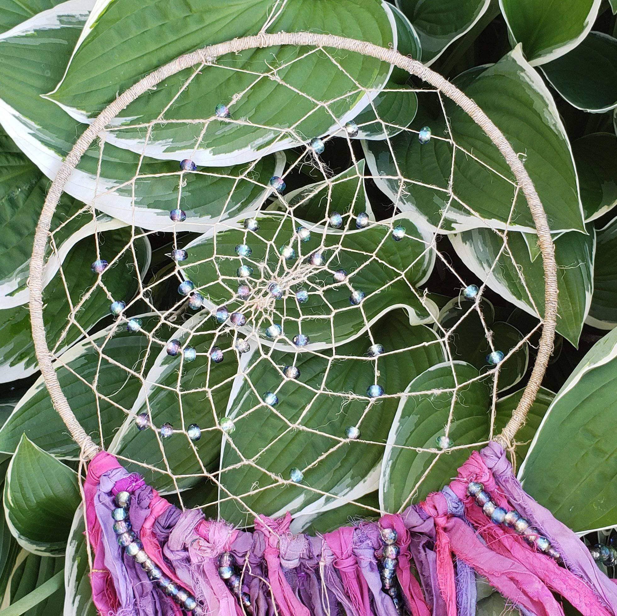 DIY: How To Make A Simple Dreamcatcher - Darn Good Yarn
