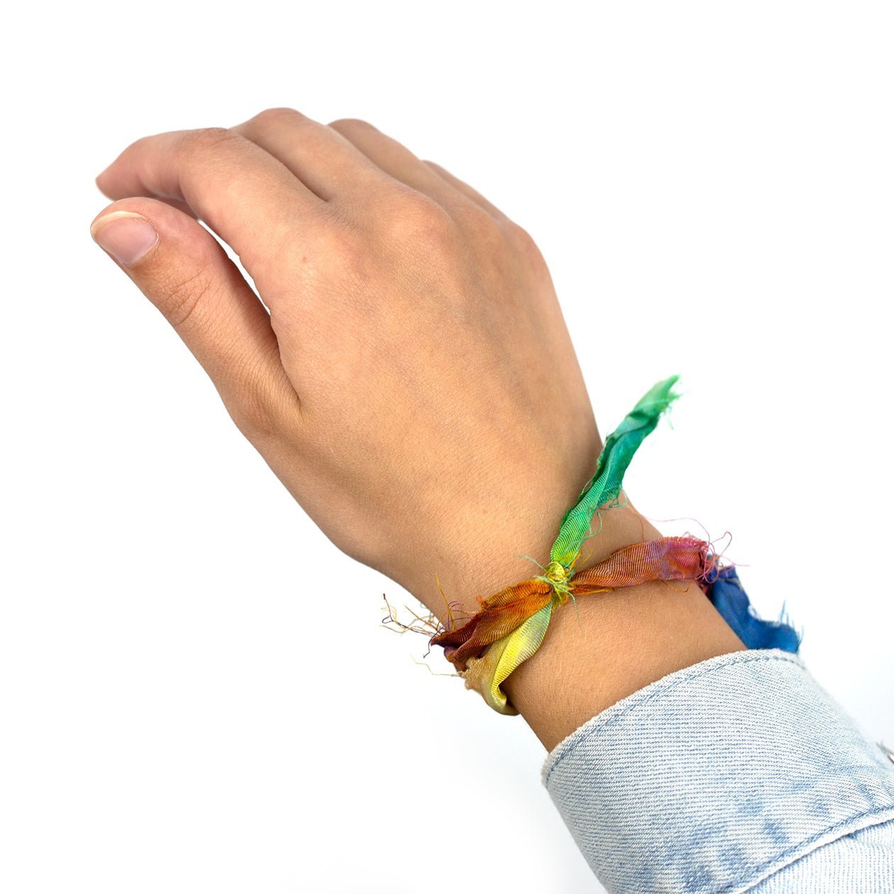 Silk friendship bracelets discount