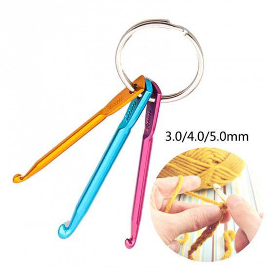 3mm - 5mm Aluminum Crochet Hook Keychain Set - Darn Good Yarn