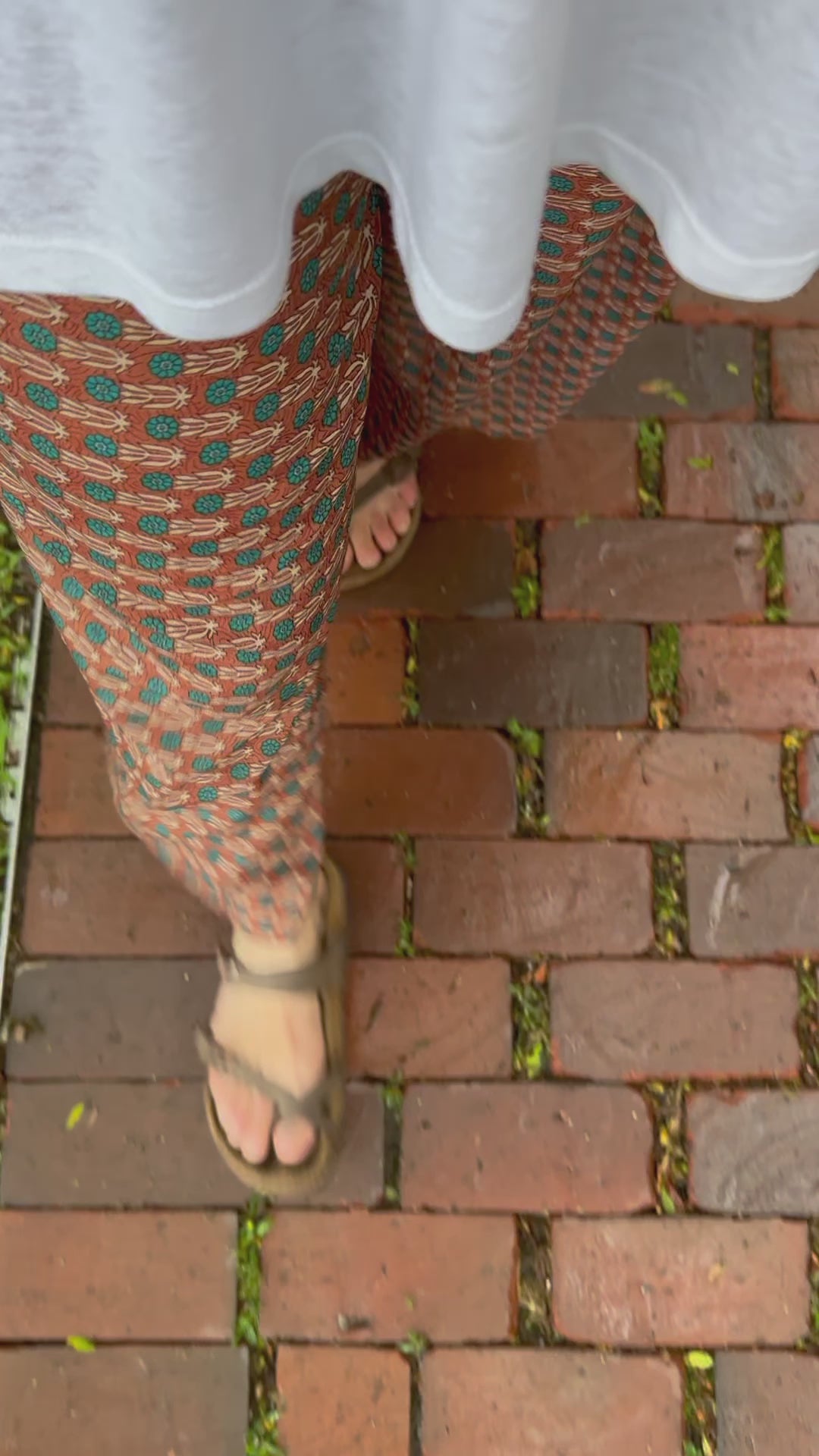 Free Spirit Wide-Leg Palazzo Pants with Pockets