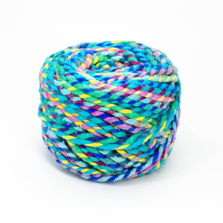 Braided Cable Mug Coozie Knit Kit