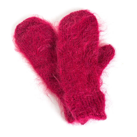 How to knit a hat: knitting in progress in soft yarn