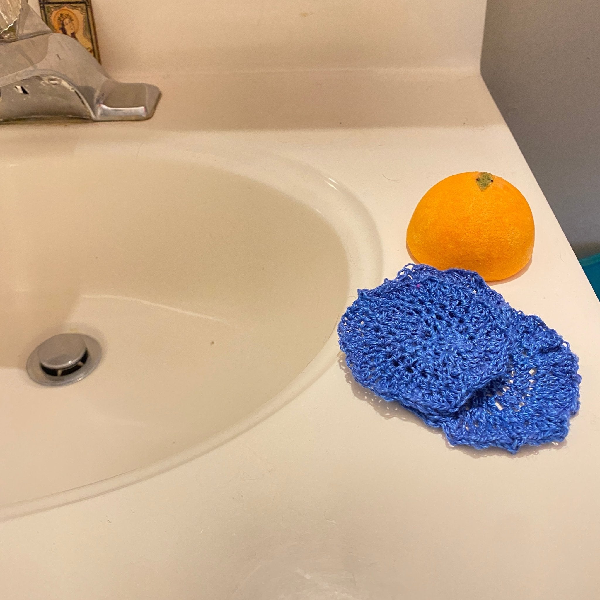 DIY Reusable Crochet Make Up Remover Pads Tutorial - Darn Good Yarn