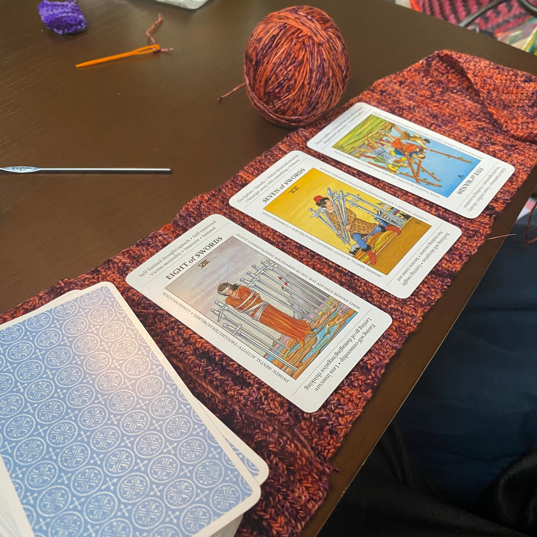 DIY Tarot Card Mat | Easy Crochet Tutorial - Darn Good Yarn