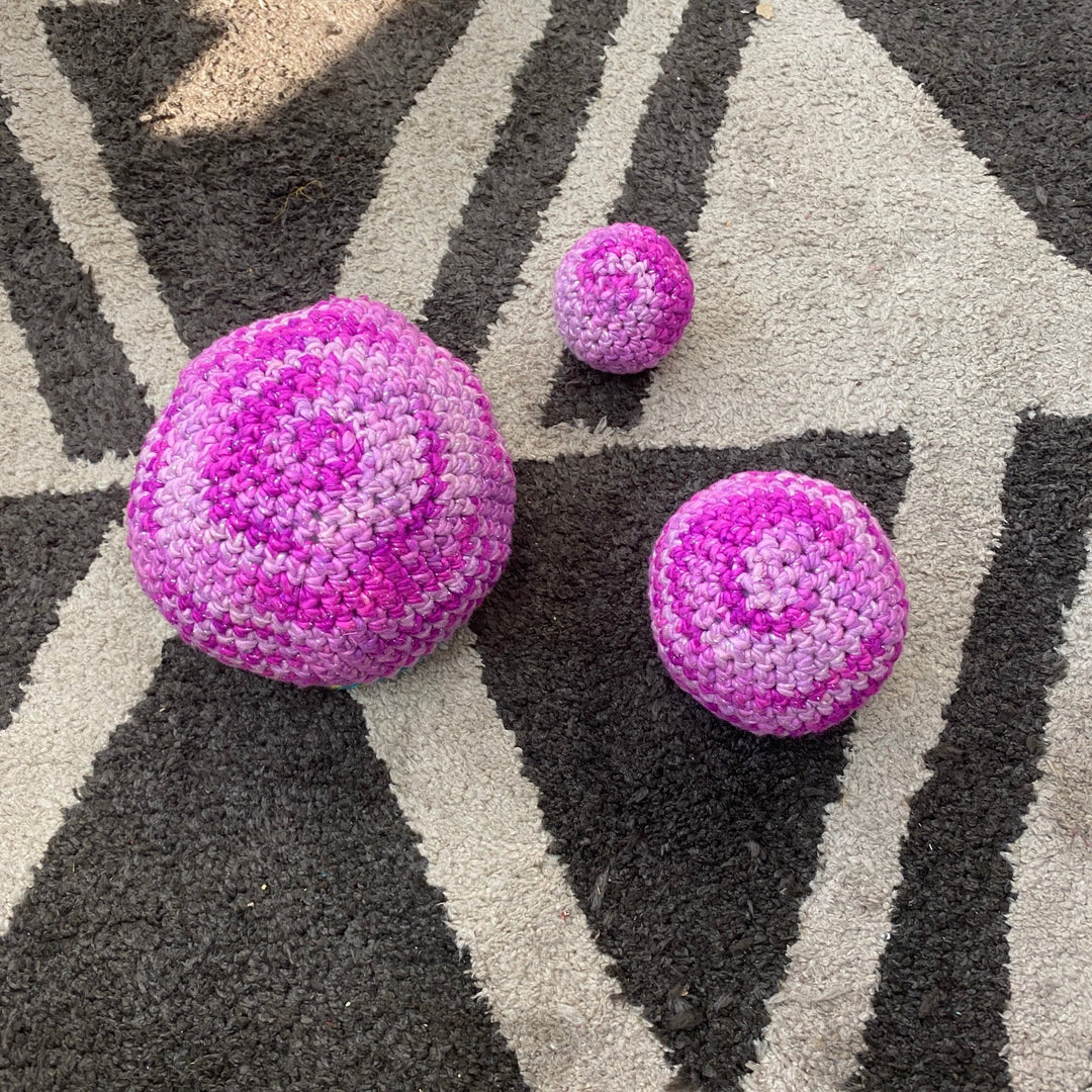 How Do You Crochet An Amigurumi Circle? | Amigurumi Basics - Darn Good Yarn