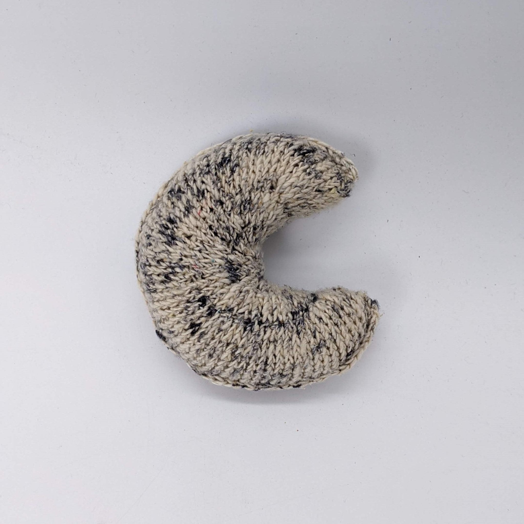 How to Knit A Crescent Moon Plush - Darn Good Yarn