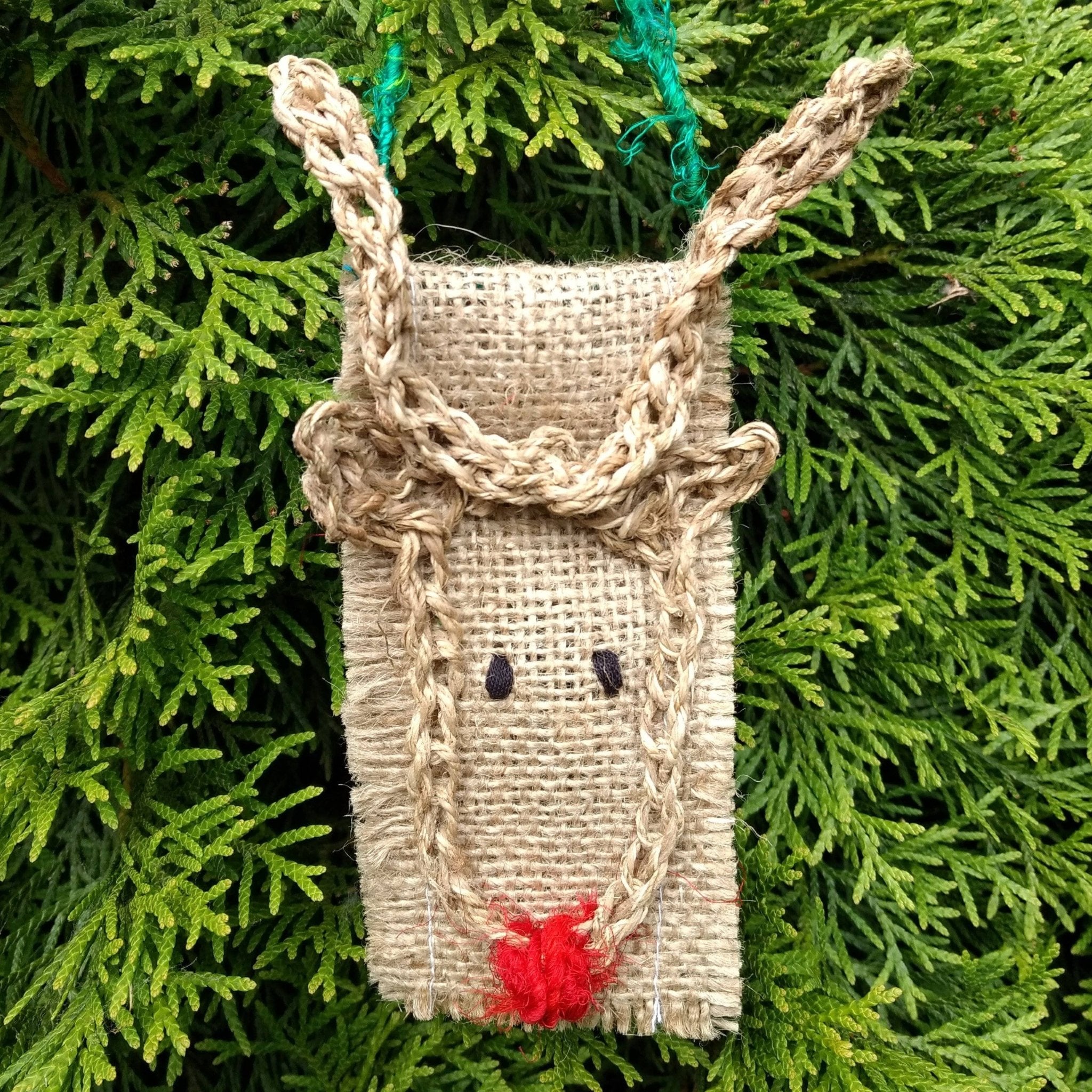 How to Make a Rustic Reindeer Ornament | Darn Good Yarn