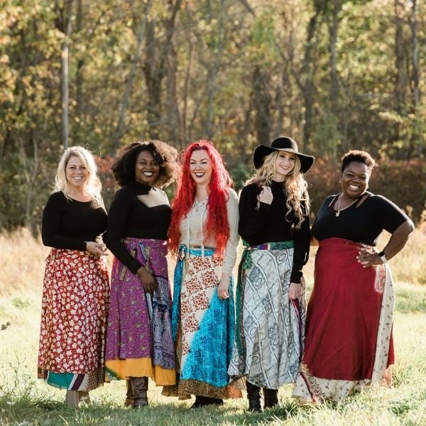 How to Wear Your One-Of-A-Kind Sari Wrap Skirt: The Classic Wrap Skirt - Darn Good Yarn