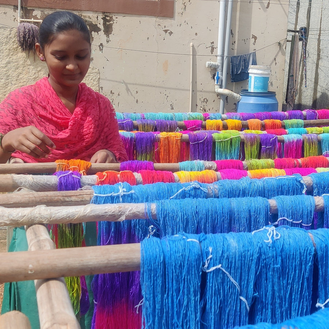 The History and Meaning Behind Sari Silk in Fashion