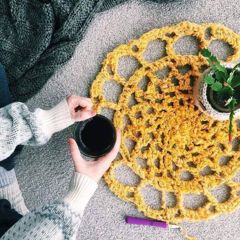 Meet the Artist: Jennifer Stewart - Darn Good Yarn