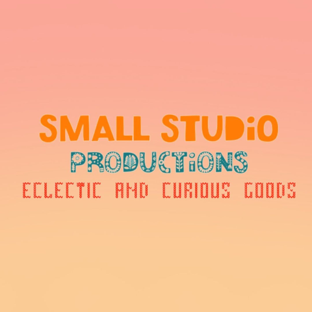 Small Studio Productions - Darn Good Yarn