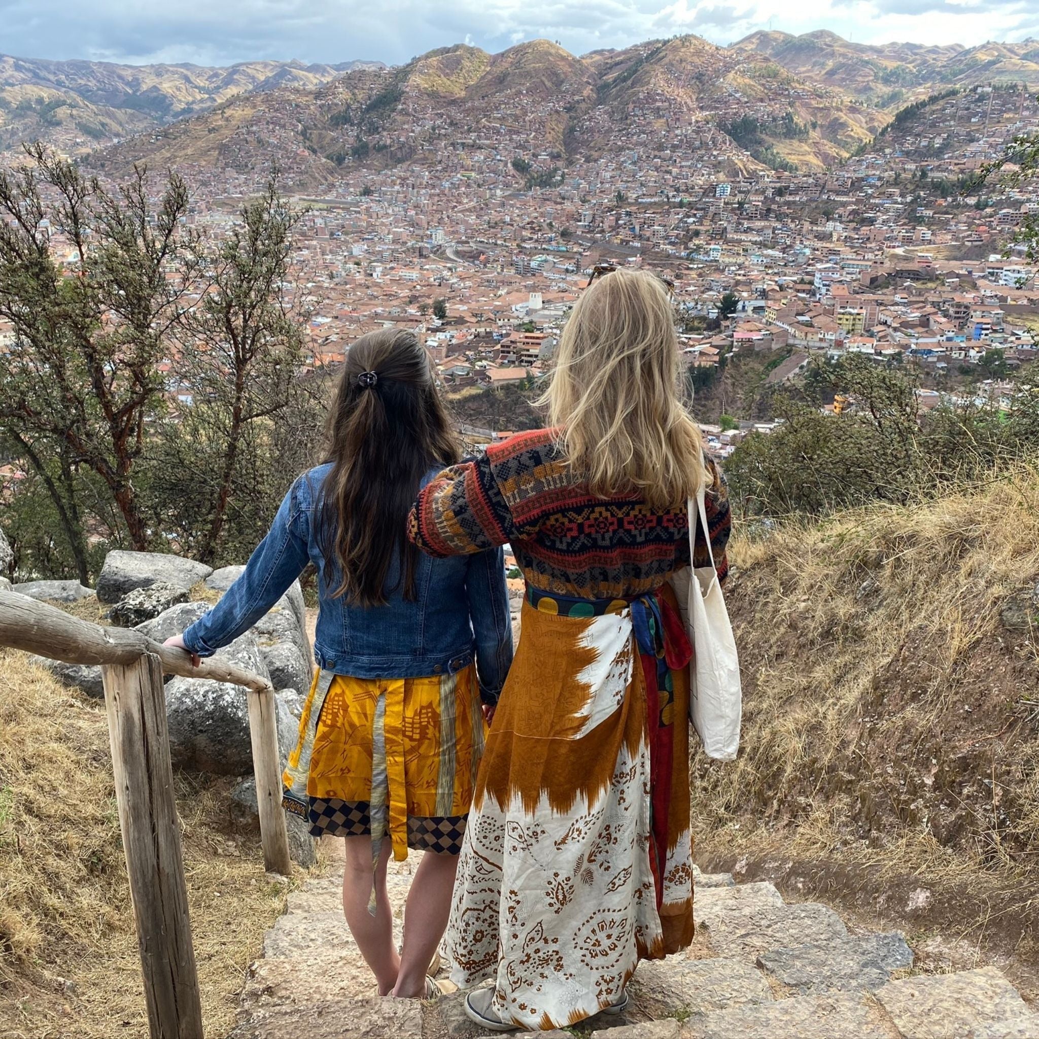The Ultimate Guide to Vacation & Resort Wear for Women - Darn Good Yarn