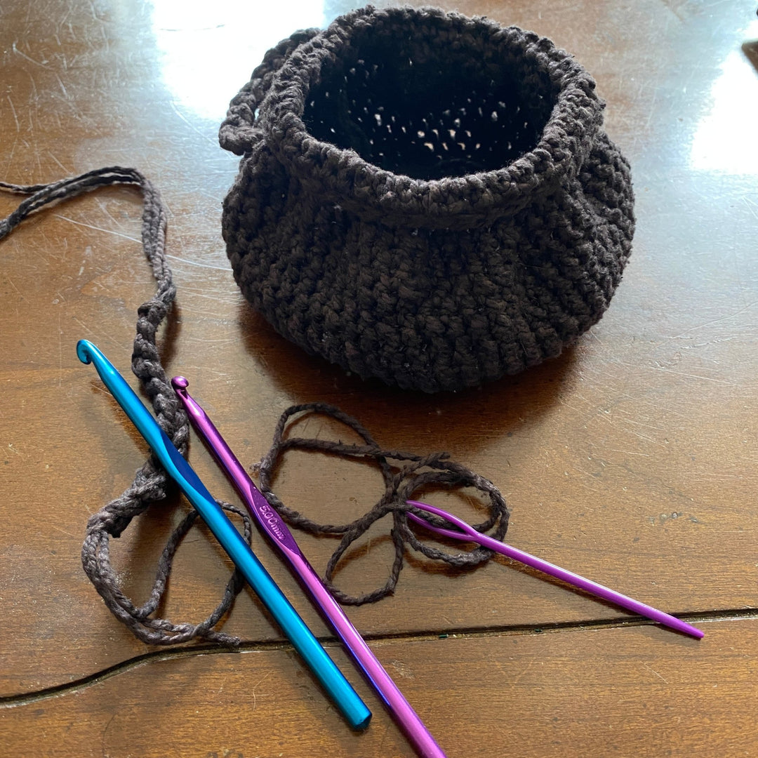 Witch's Bubbling Cauldron | Halloween Crochet Craft - Darn Good Yarn