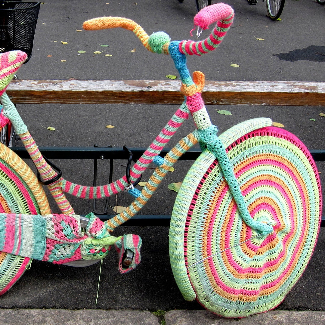 Yarn Bombing, The Latest Art Form - Darn Good Yarn