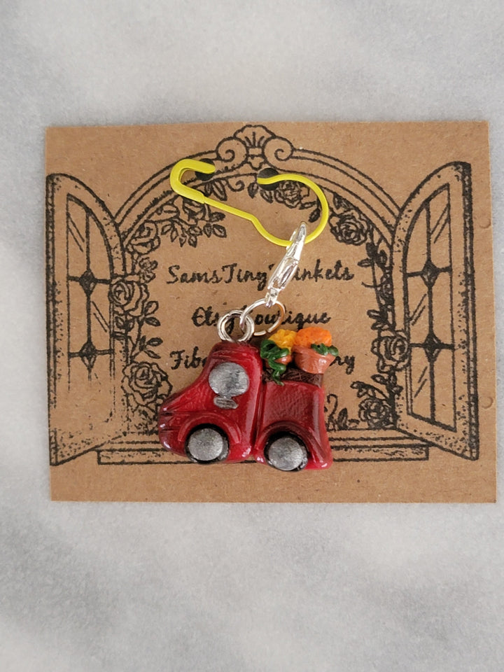 Darn Good Yarn: Little Red Truck, Yarn