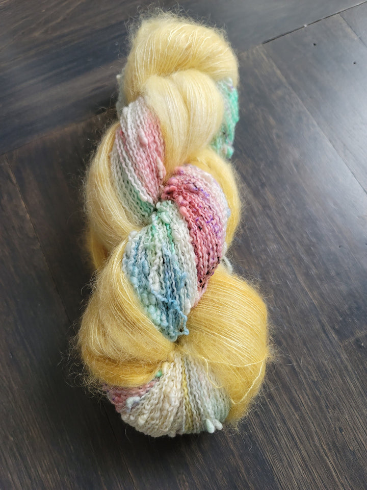 Darn Good Yarn: Tea for two!, 
