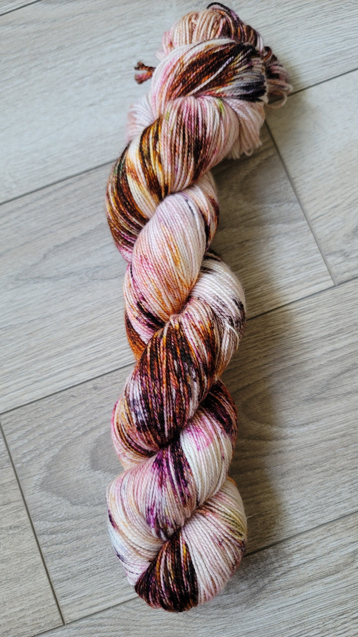 Darn Good Yarn: Heritage, 