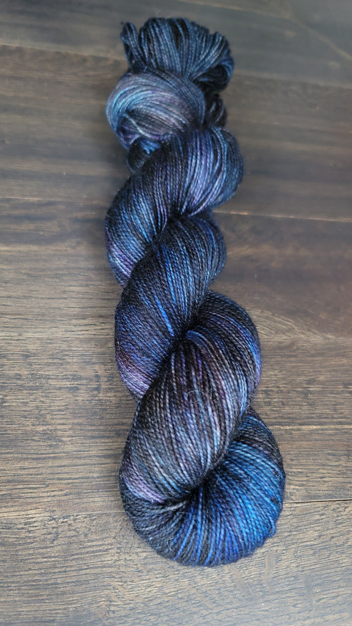 Darn Good Yarn: Wolf Moon, Yarn