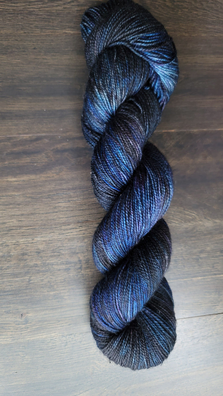Darn Good Yarn: Wolf Moon, Yarn