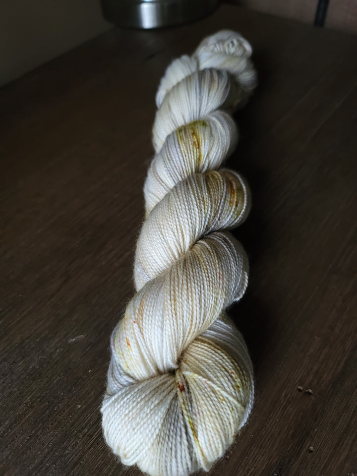 Darn Good Yarn: Lanterns in the Snow, Yarn