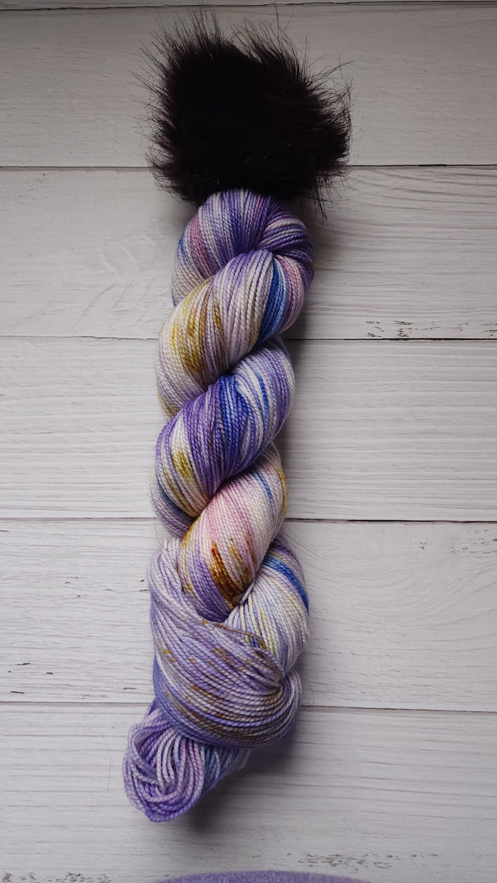 Darn Good Yarn: Nutcracker Hat Kit, Yarn