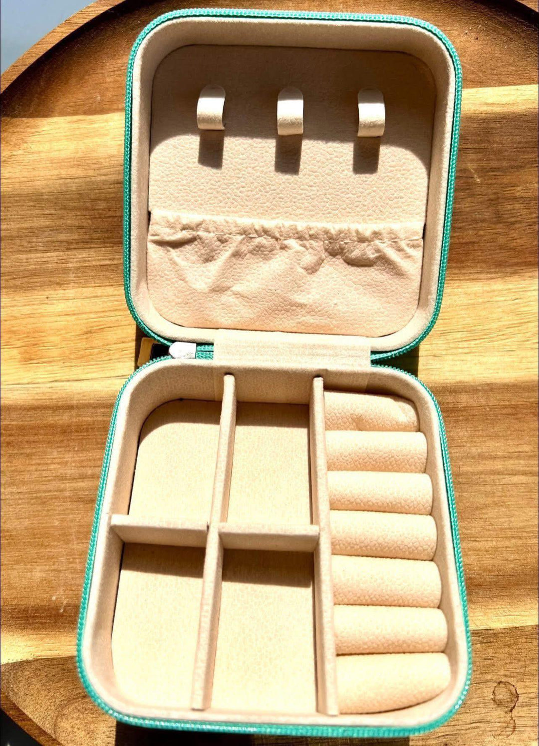Darn Good Yarn: Sam's Serendipity Finds - Pick Your Own Item Sterling Silver Pendant: Amethyst stone (comes with travel jewelry case), Clothing and Accessories