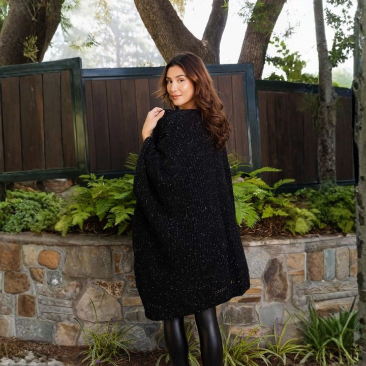 Darn Good Yarn: Limited Edition: Woodstock Dreams Cozy Chunky Ribbed Knit Pocket Ruana, Clothing and Accessories