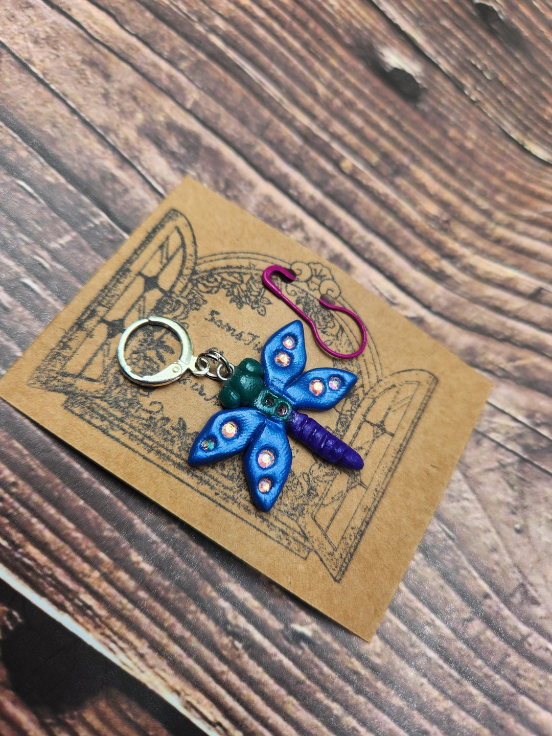 Darn Good Yarn: Dragonfly, Yarn