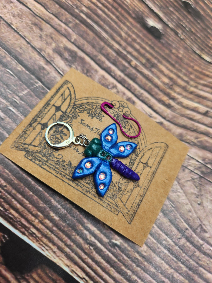 Darn Good Yarn: Dragonfly, Yarn