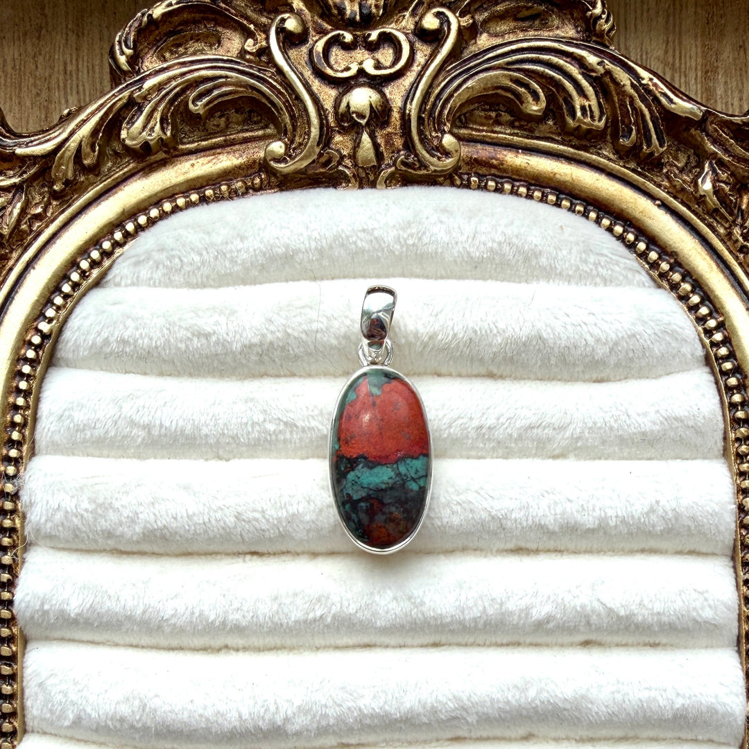 Sam's Serendipity Finds - Sterling Silver Pendant with travel case: Sonora Sunrise