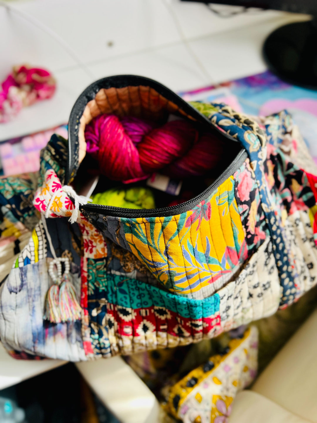 Darn Good Yarn: Patchwork Quilted Duffle Bag, Clothing and Accessories