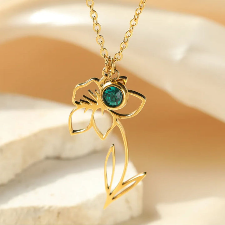 Surprise Bloom Necklace – 18k Gold-Plated Flower Charm