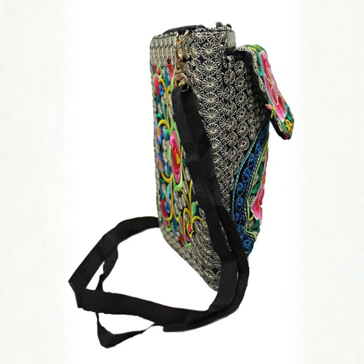 Darn Good Yarn: Huipil Floral Embroidered Clutch Wristlet Crossbody Bag, Clothing and Accessories