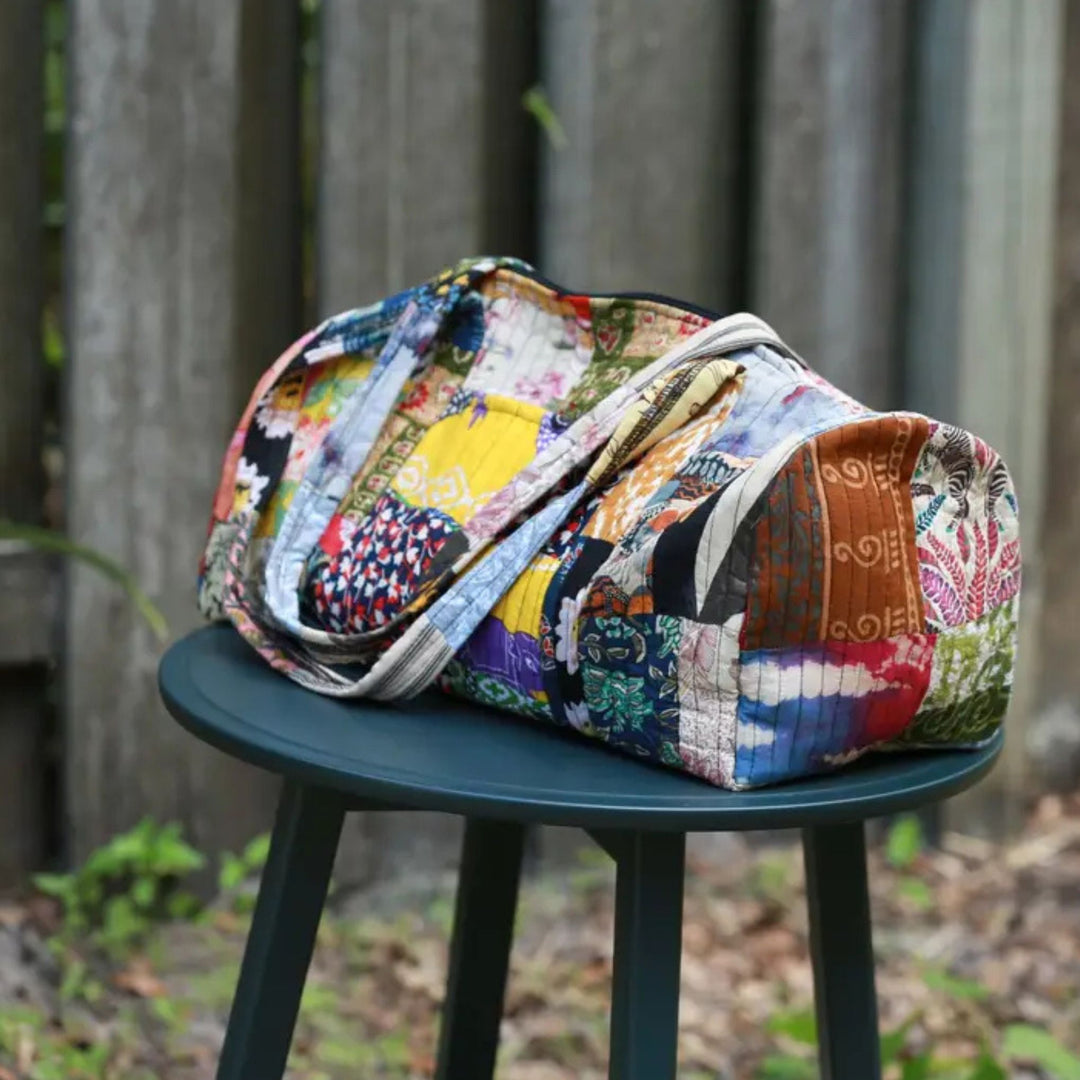 Darn Good Yarn: Patchwork Quilted Duffle Bag, Clothing and Accessories