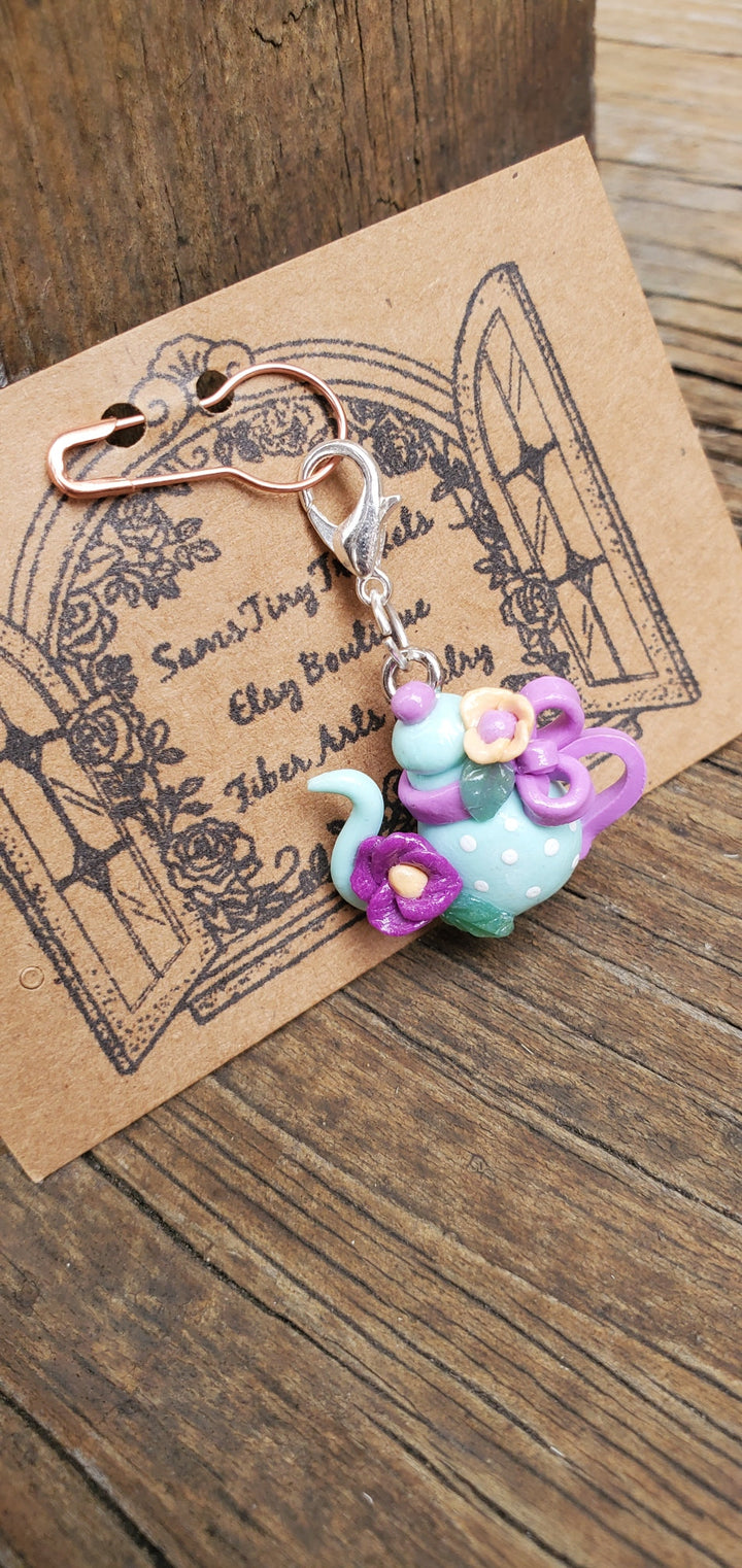 Darn Good Yarn: Tea for two!, 