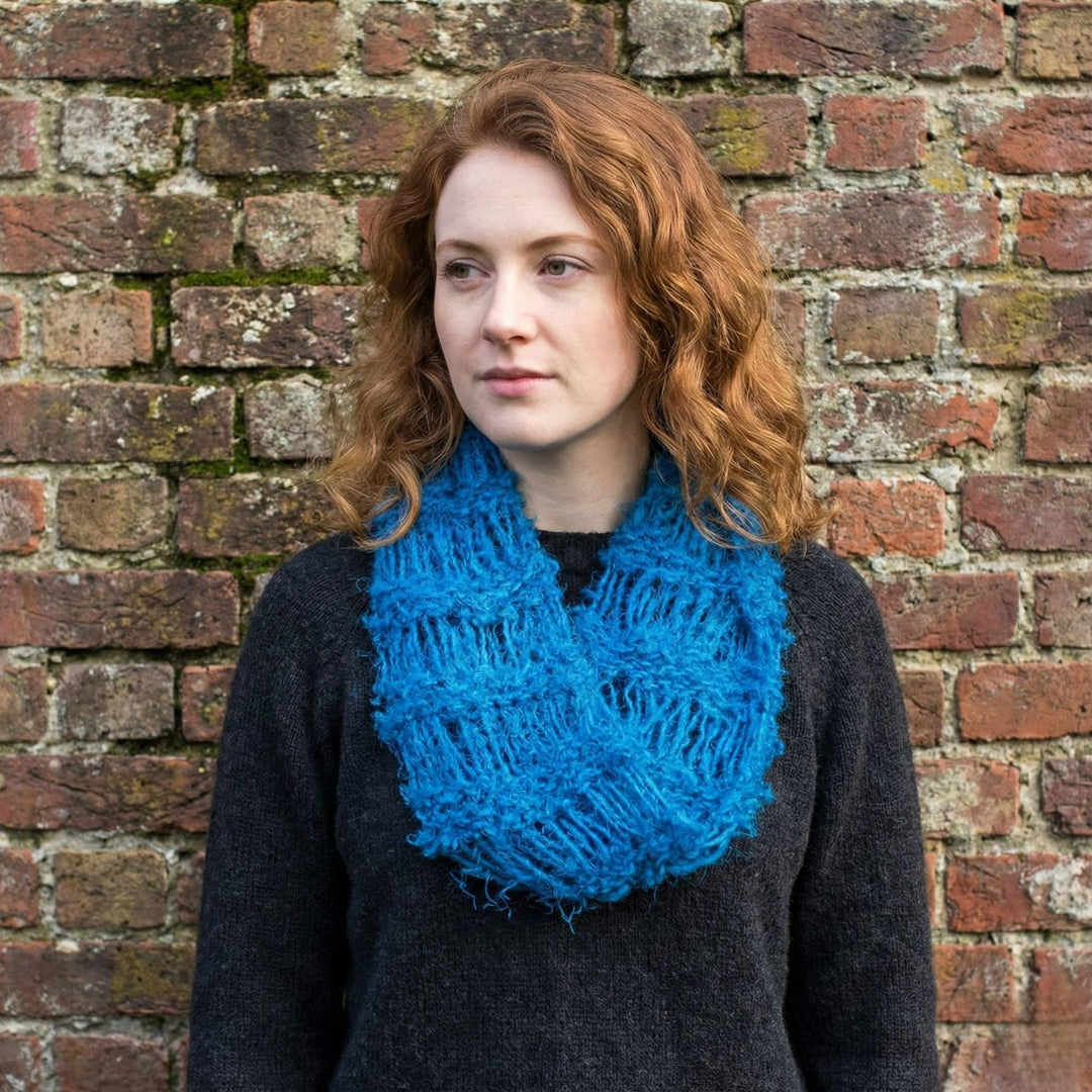 Darn Good Yarn: Elongated Cowl Pattern, Patterns