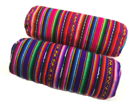 Darn Good Yarn: Handwoven Pouch Assorted Colors (Made in Peru), Clothing and Accessories