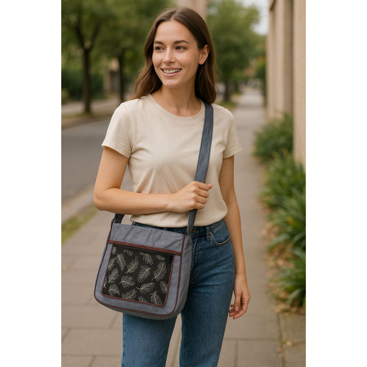 Darn Good Yarn: Feather Print Crossbody Bag, Clothing and Accessories