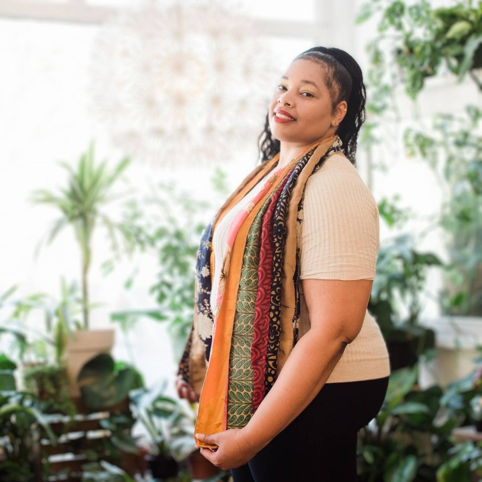 DAN★SHARI★ 1 Stocking Stuffer: The Original Medley Scarf. ♻️ Made from Sari