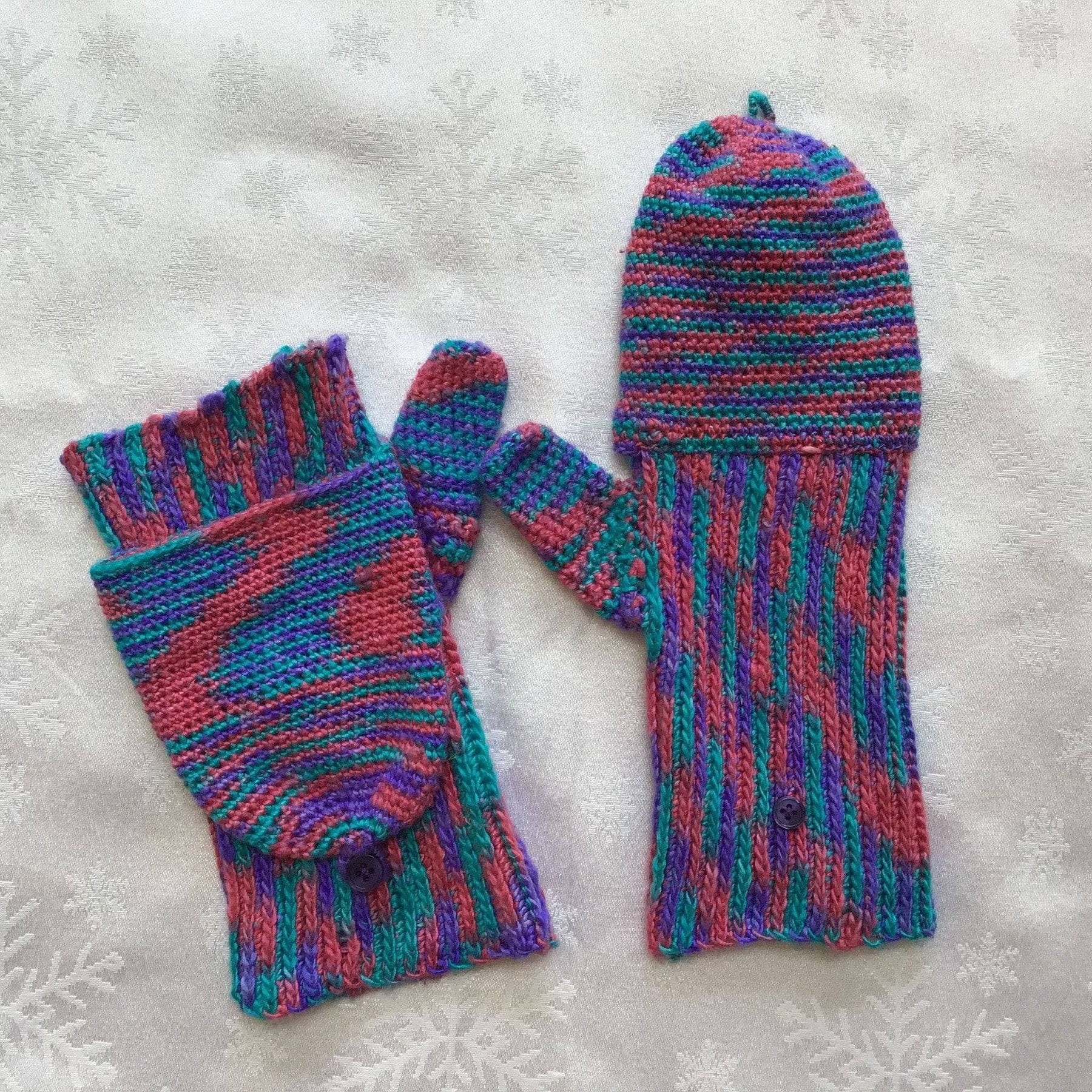 Convertible Mittens Crochet Pattern | Darn Good Yarn
