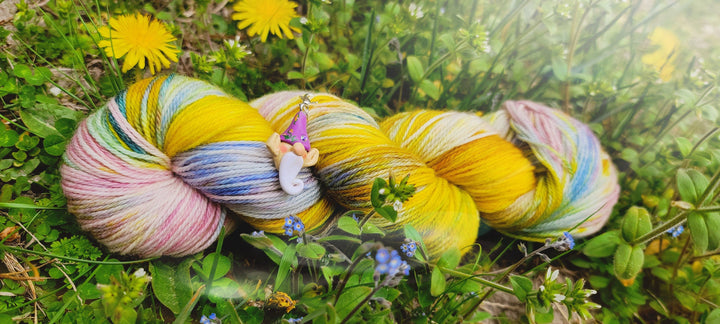 Darn Good Yarn: Gnome Kisses, Yarn