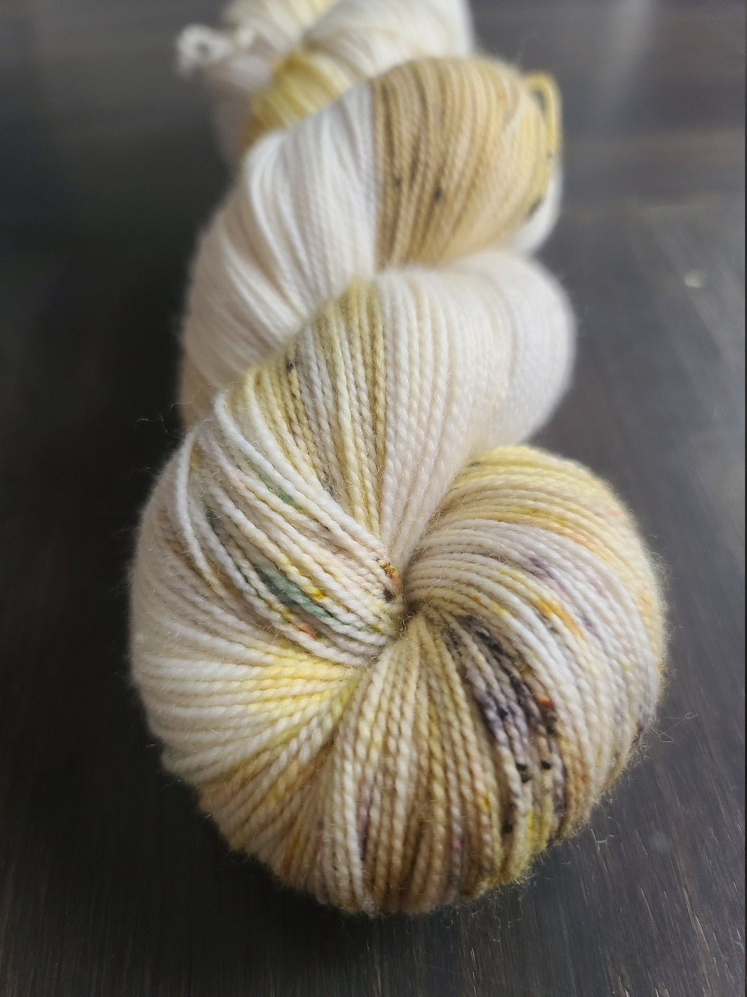Darn Good Yarn: Vintage Love Letters, Yarn