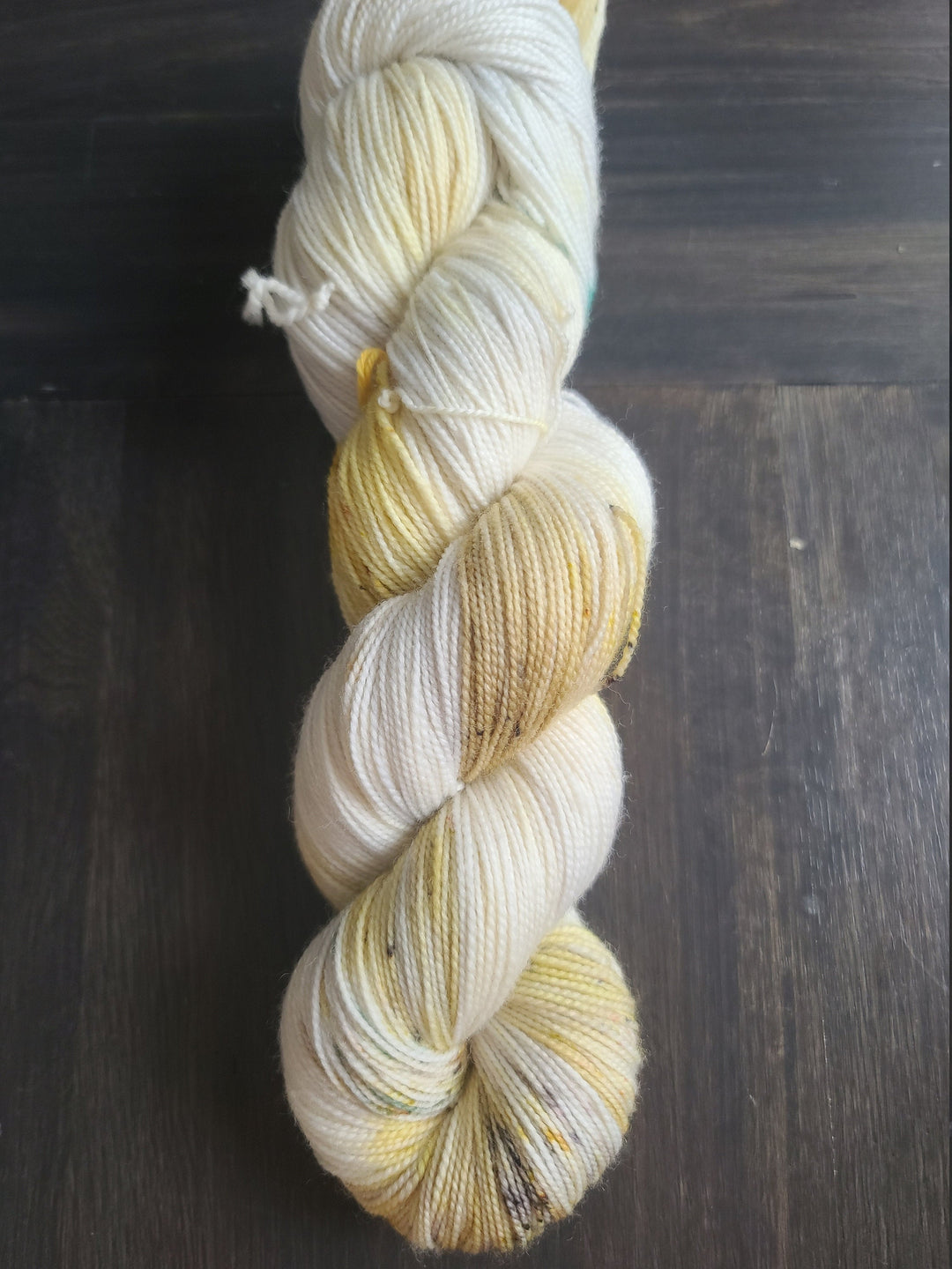 Darn Good Yarn: Vintage Love Letters, Yarn
