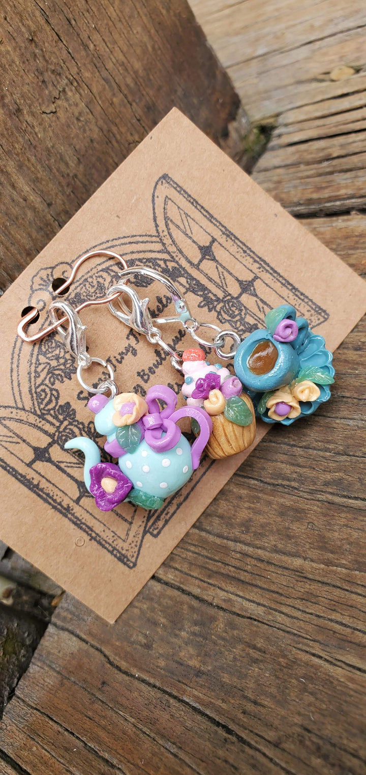 Darn Good Yarn: Tea for two!, 