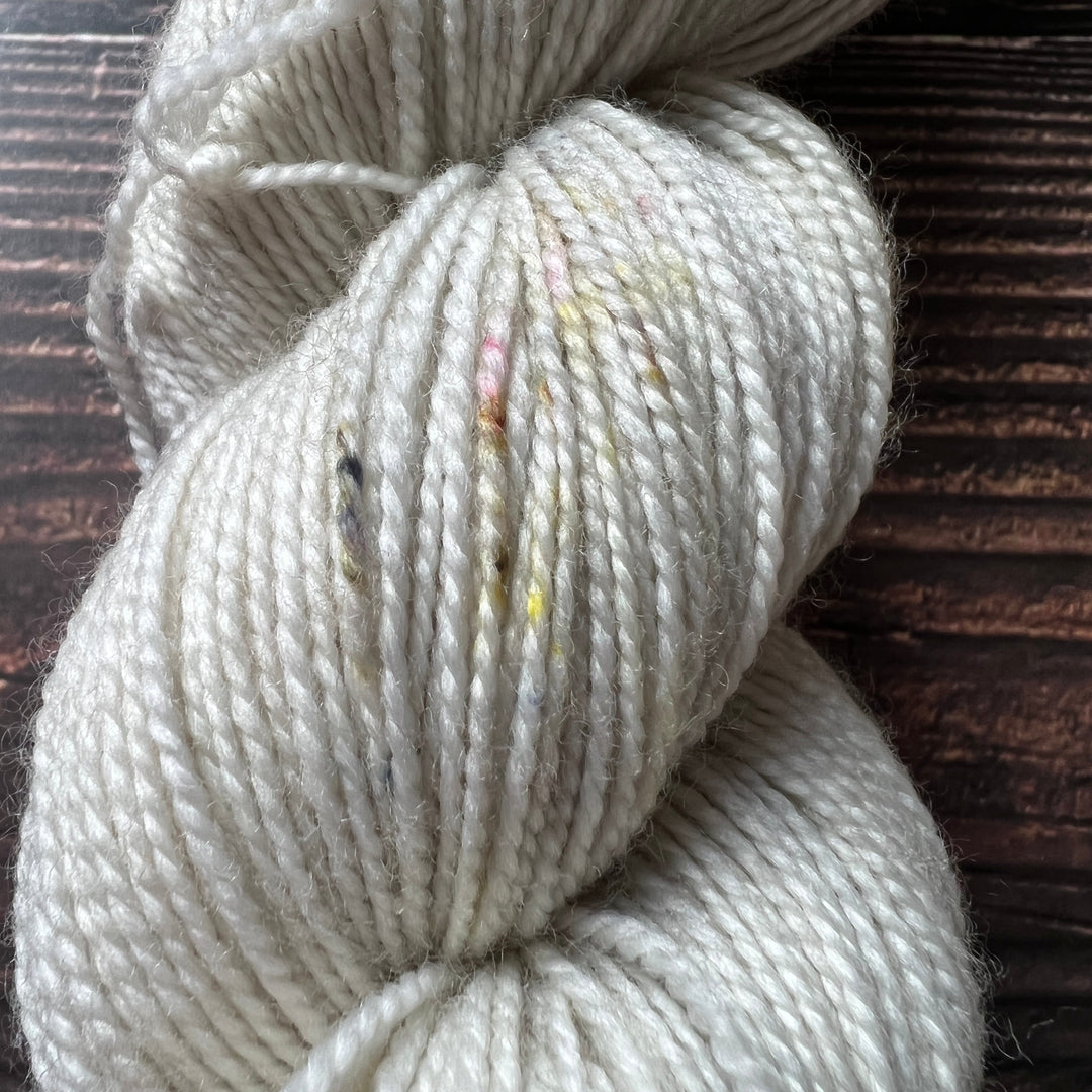 Darn Good Yarn: Sugar Cube, Yarn