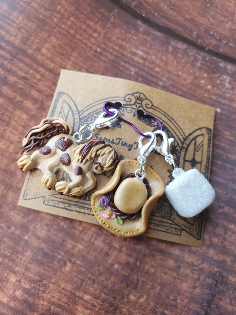 Darn Good Yarn: Wild & Free, Yarn