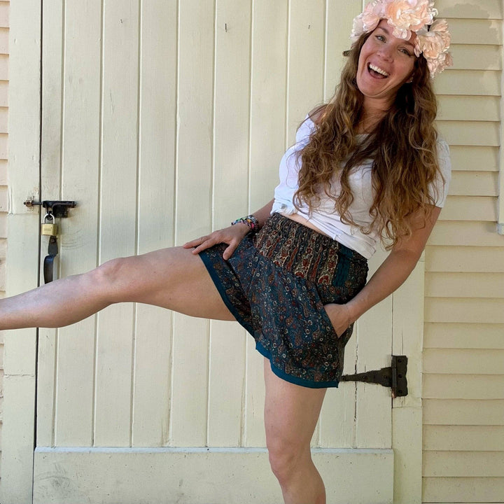 Seconds and Surplus Laurel Canyon Lounge Shorts - Darn Good Yarn