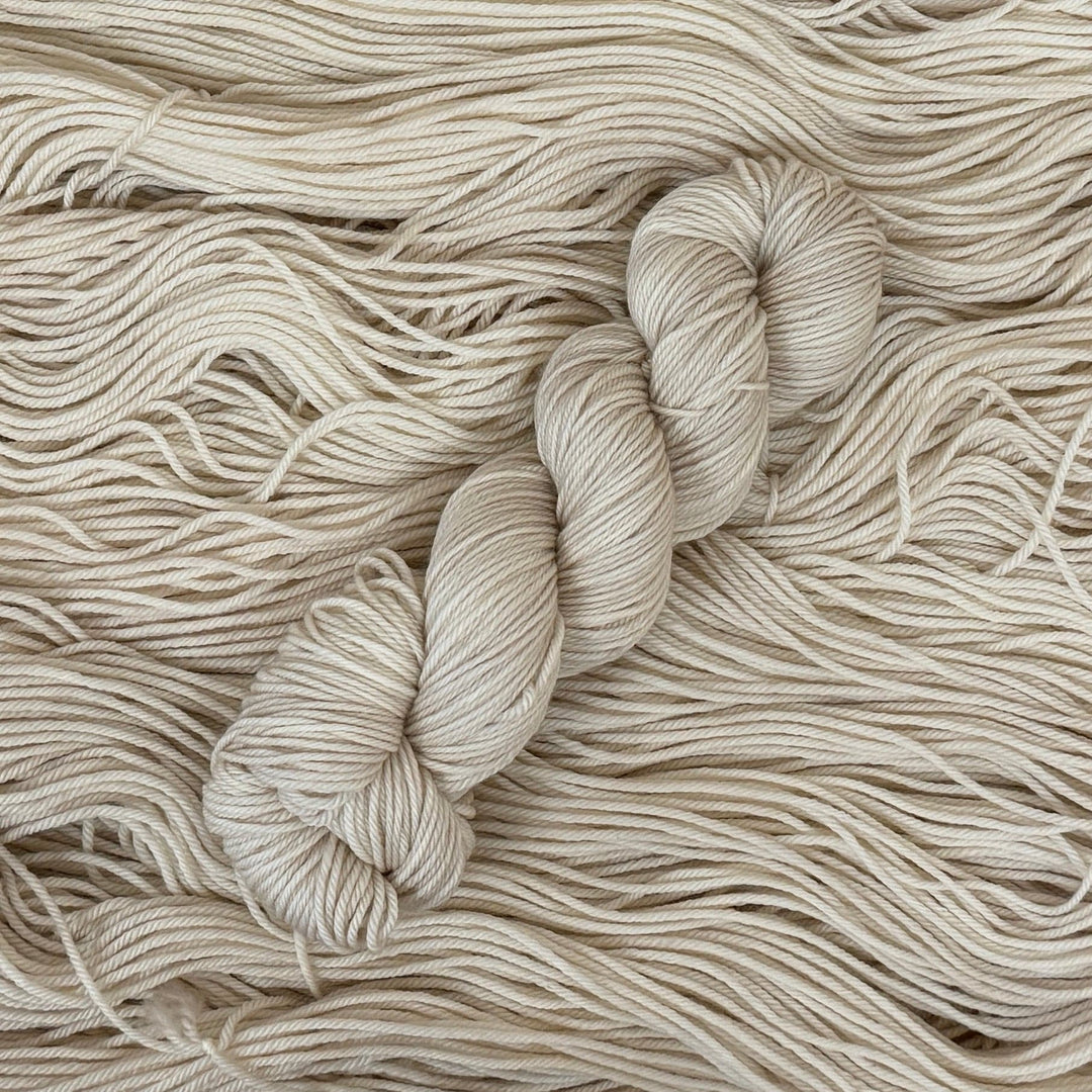 Darn Good Yarn: Bone, Yarn