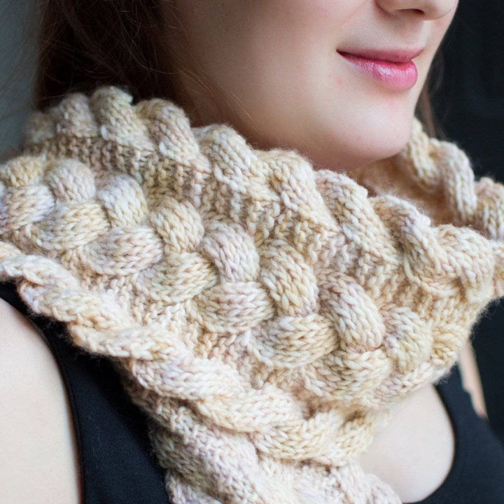 Woman wearing Third Law Cabled Scarf in Samabyon (yellow)