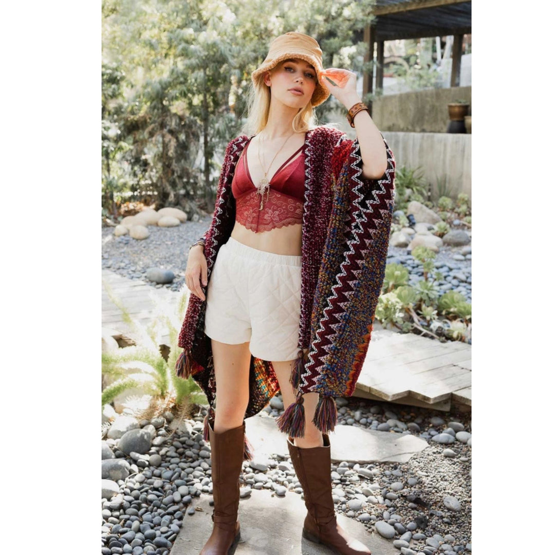 Darn Good Yarn: Limited Edition: Woodstock Dreams Western Crochet Ruana, Clothing and Accessories
